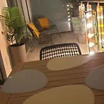 Апартаменты Charming Monte On Floor.