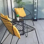 Charming Monte On Floor. Апартаменты