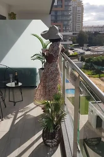 Apartmán Charming Monte On Floor. *