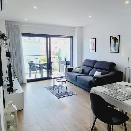 Charming Monte On Floor. Appartement